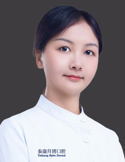 吕铮铮